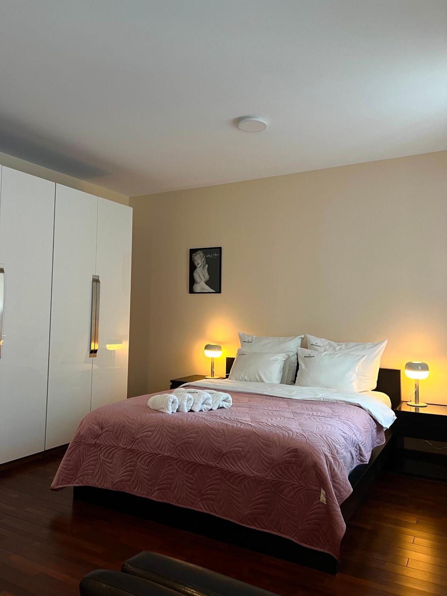 Inqse Warsaw Centre Apartment ภายนอก รูปภาพ